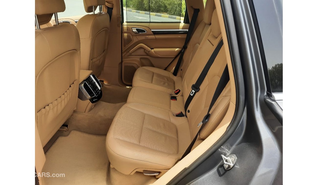 بورش كايان Std بورش كايين 2013 خليجية