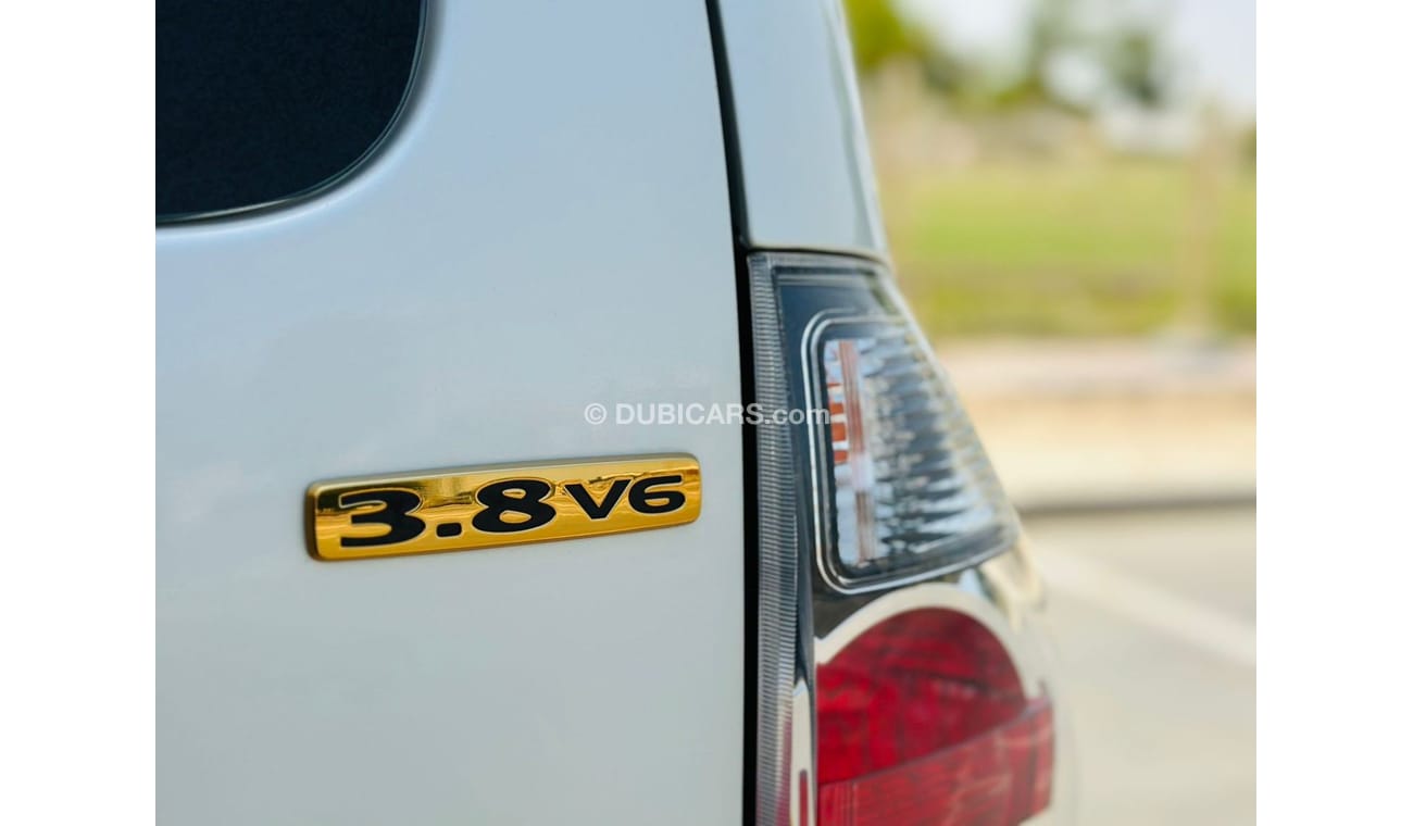 Mitsubishi Pajero GLS 1190 PM || MITSUBISHI PAJERO SWB || 3.8L V6 4WD || LOW MILEAGE || 3 DOOR || WELL MAINTAINED