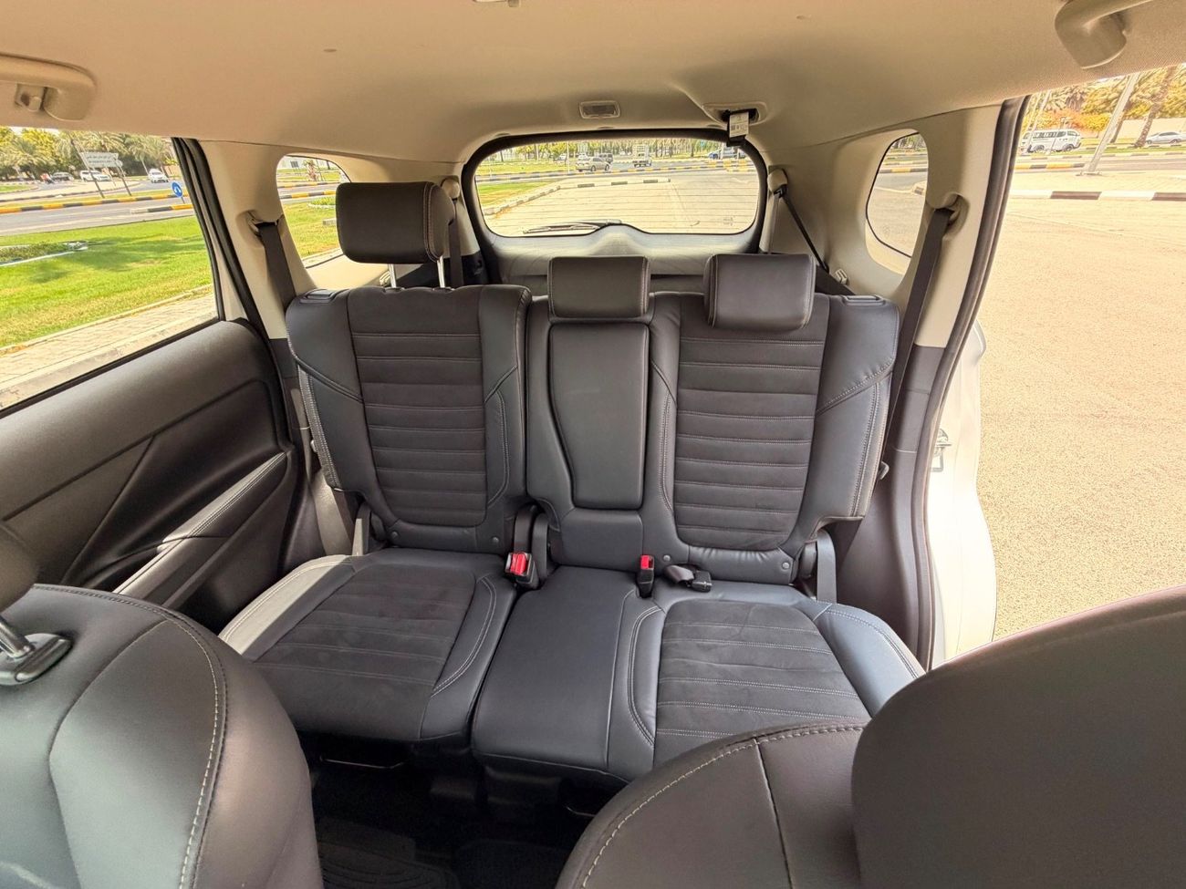 Mitsubishi Outlander GLX HIGHLINE LEATHER