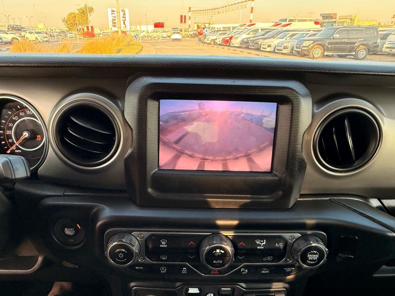 جيب رانجلر Unlimited Sport S 2.0L A/T