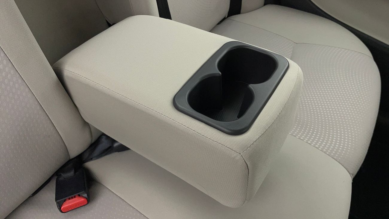 ميتسوبيشي اتراج GLX MIDLINE 1.2 | بدون دفعة مقدمة | اختبار قيادة مجاني للمنزل