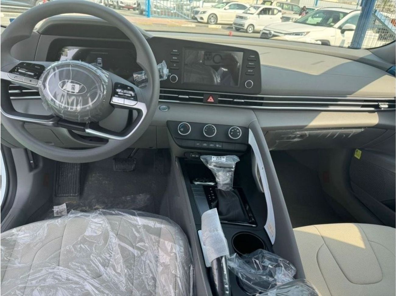 Hyundai Elantra 1.6L PETROL SUNROOF 2025 GCC