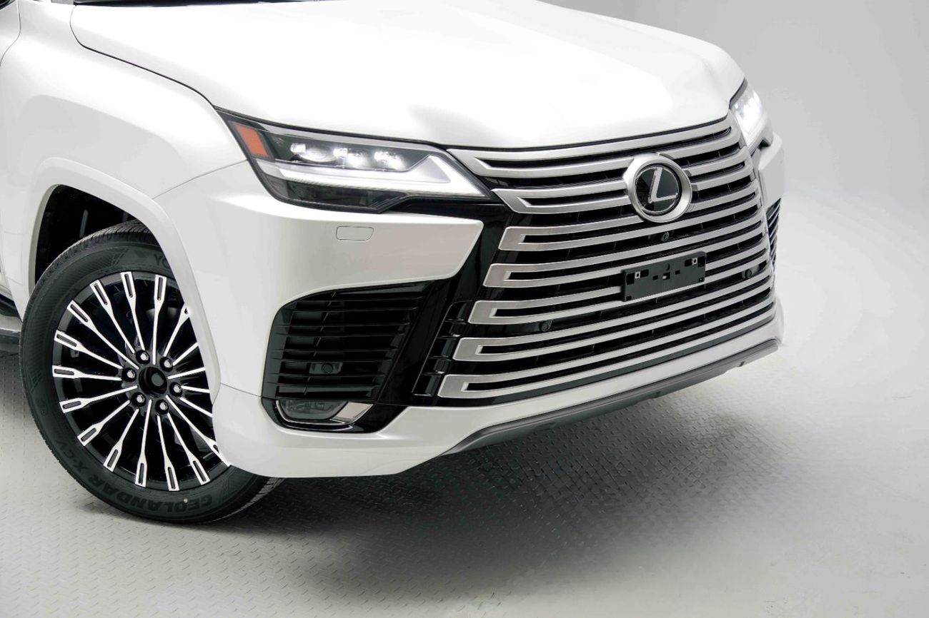 Lexus LX 600 VIP 3.5L - Sonic Quartz Inside VIP Sun Flair | Export Only