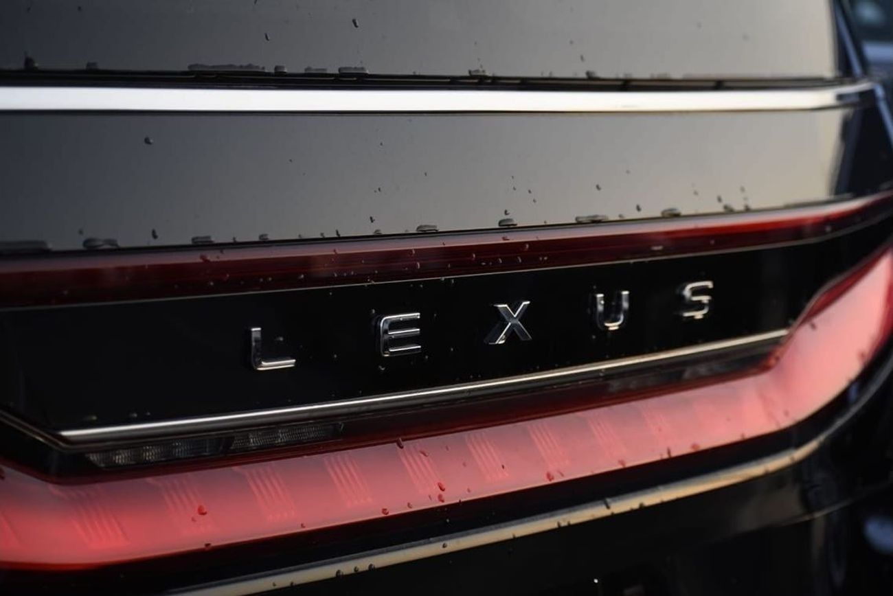 Lexus LM 350h LEXUS LM350H HYBRID 2025 4 SEATER(VIP) EURO SPEC