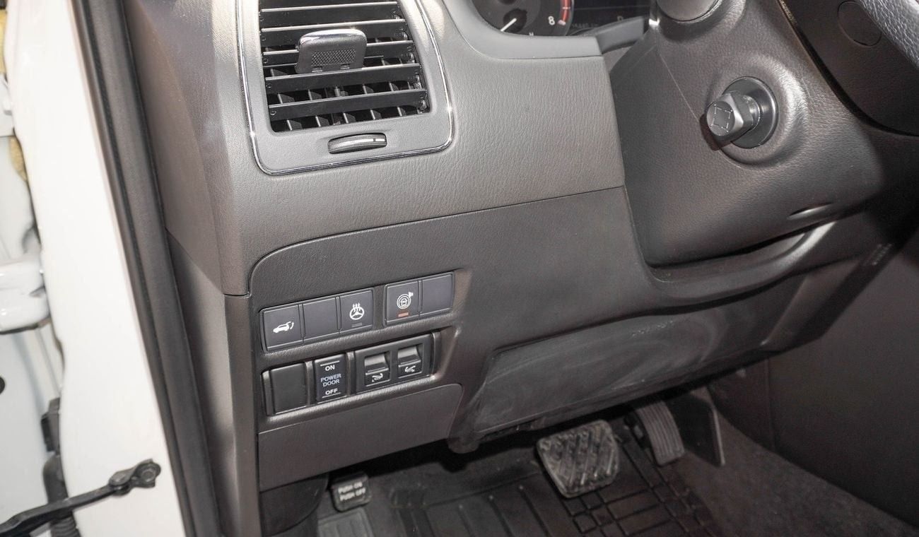 إنفينيتي QX80