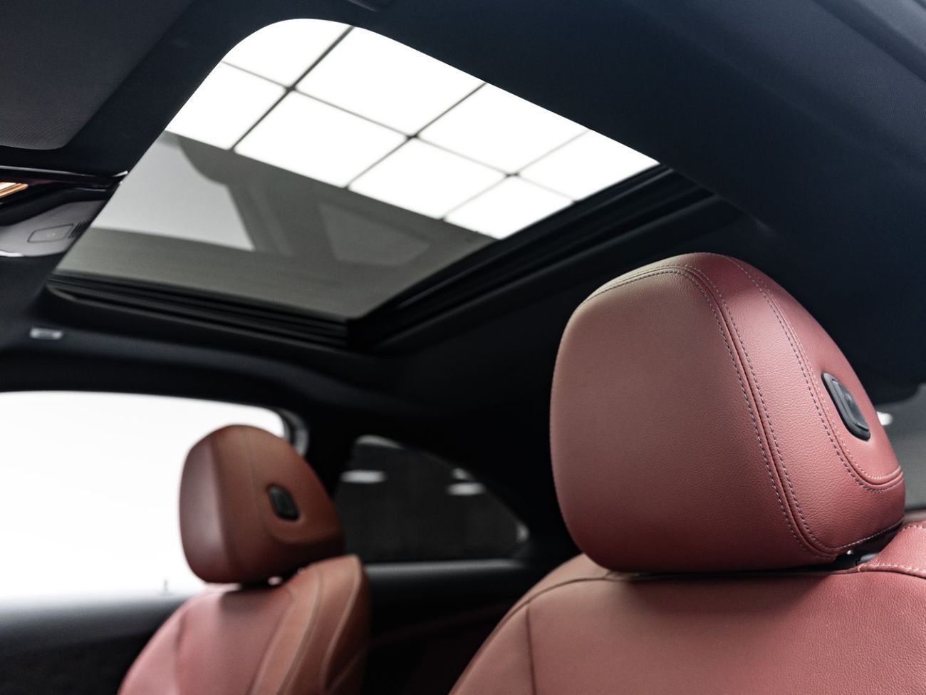 BMW M240i xDrive 3.0L 2022 BMW M240i Xdrive, March 2027 BMW Warranty + Service Contract, Low KMs, GCC