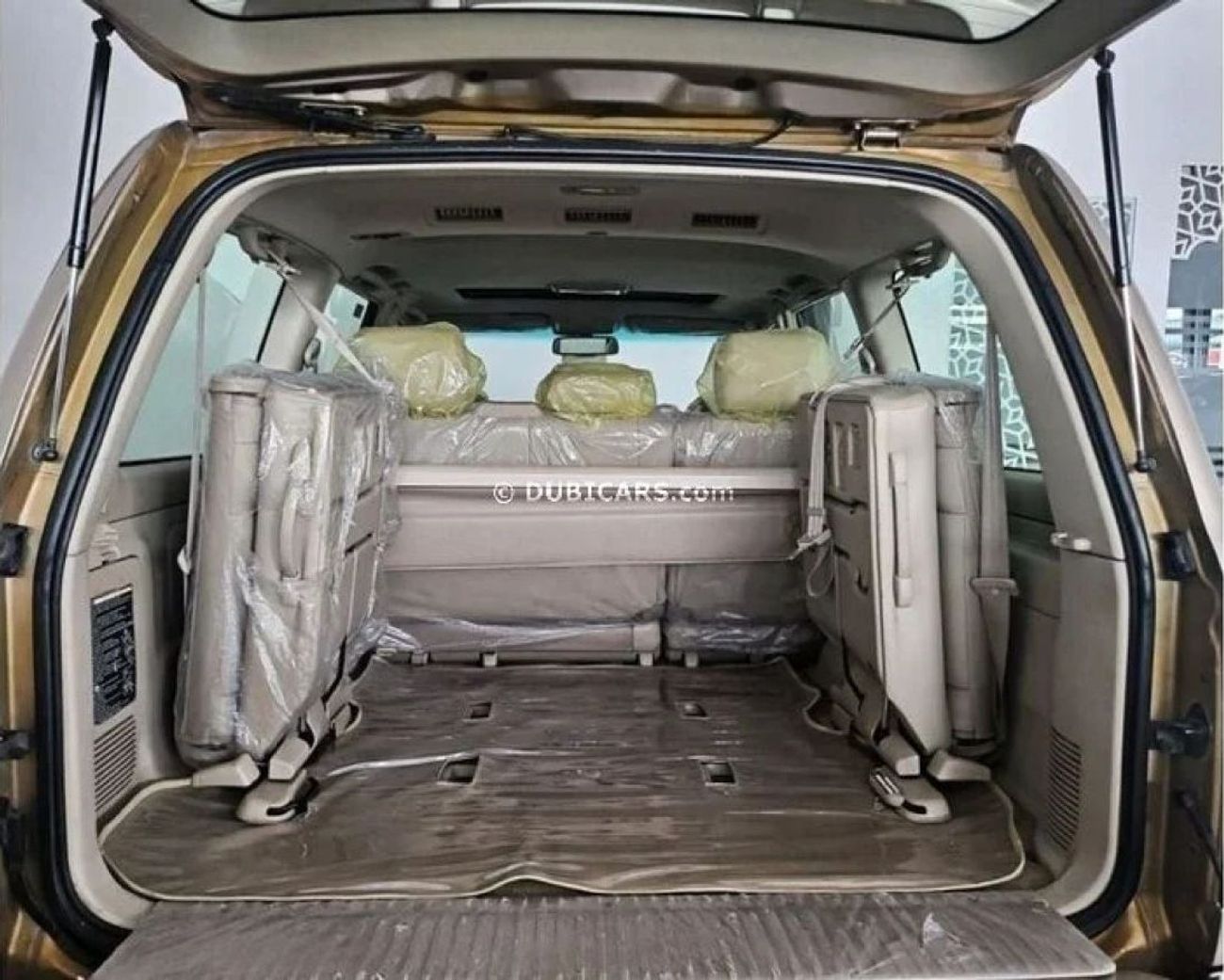 Toyota Land Cruiser VXR  V8 4.7L-8CYL FULL OPTION AGENCY CONDITION ORIGINAL PAINT LOW MILEAGE