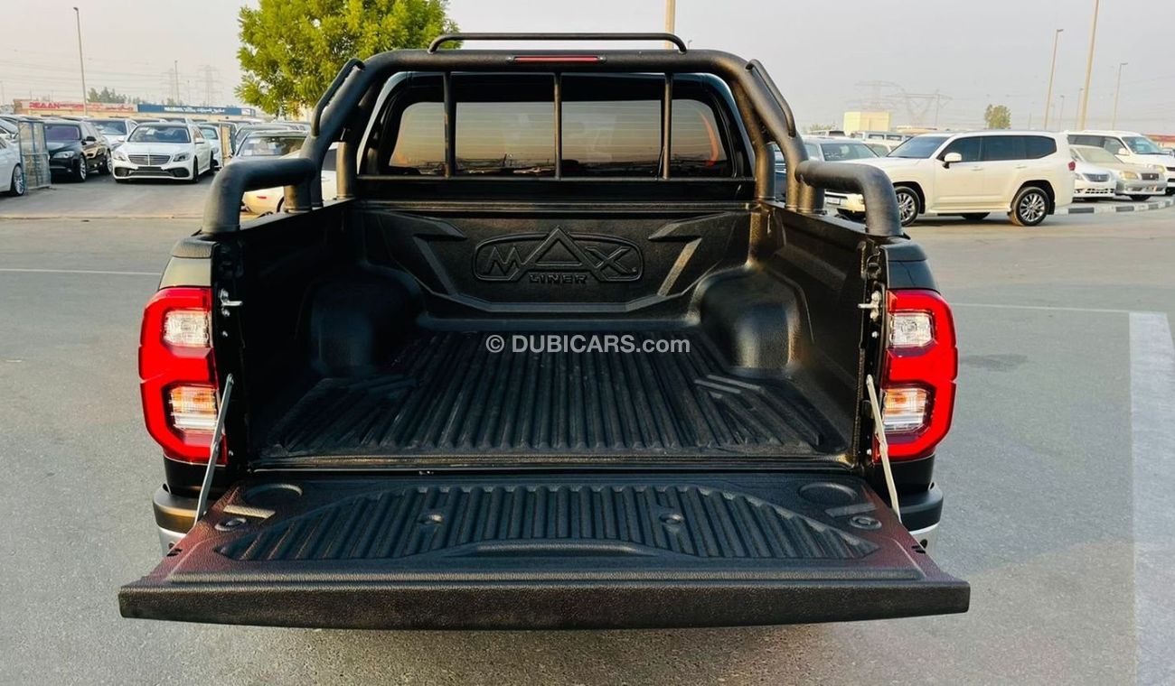 Toyota Hilux 2020 Push Start Black Leather Seats Cool Box Digital AC 4WD AT Diesel Parking Sensors [RHD] Premium 