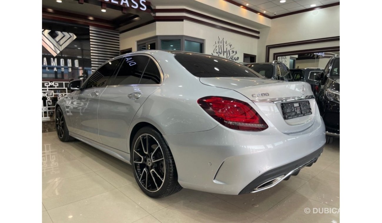 Mercedes-Benz C200 GCC under warranty  service history