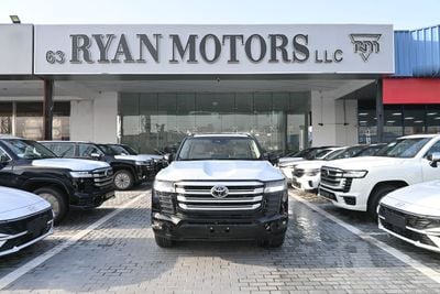 تويوتا لاند كروزر GXR Toyota Land Cruiser GX-R 4.0L V6 Petrol Model 2026