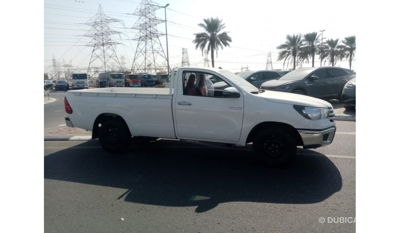 تويوتا هيلوكس Pick up 2.4L Diesel 4X2 RWD ,,, M/T Single Cabin