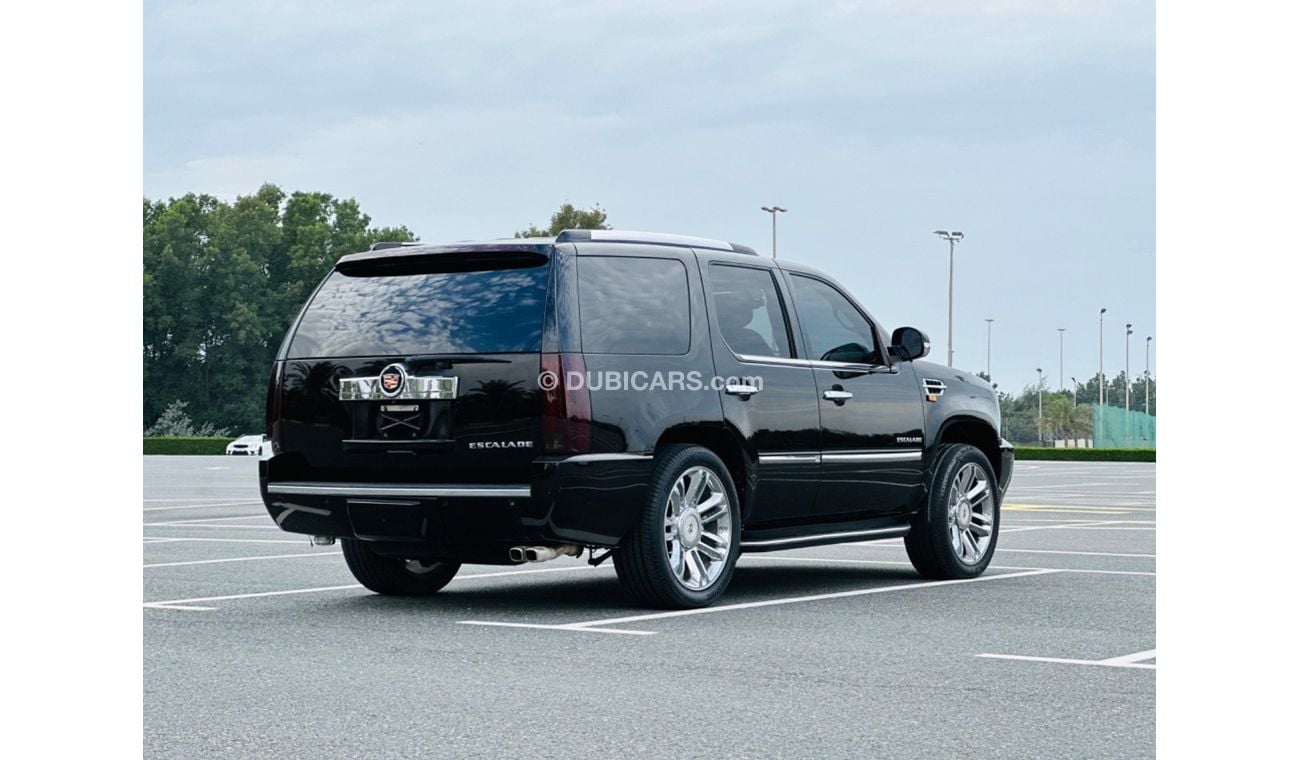 Cadillac Escalade CADILLAC ESCALADE PLATINUM FULL OPTION MODEL 2012