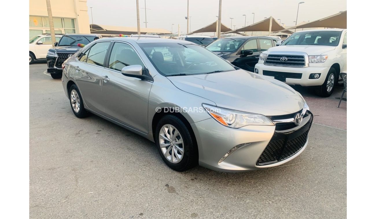Toyota Camry LE