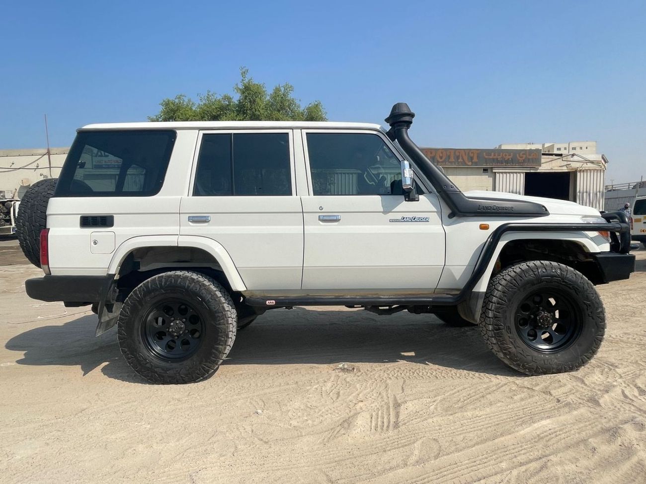 تويوتا لاند كروزر 5 Doors Hardtop ,Diesel 4500 CC ,Right Hand Drive ,Manual Transmission