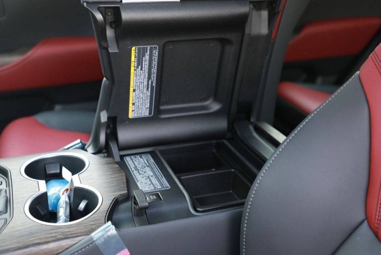 تويوتا لاند كروزر LC300 3.3 TWIN TURBO DIESEL VXR WITH RADAR 2024 MODEL