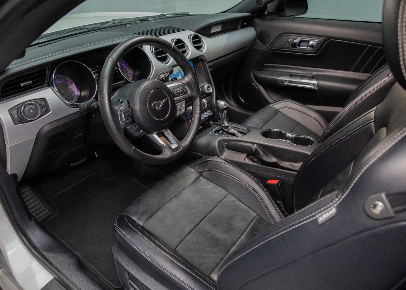 Ford Mustang GT Premium 5.0L V8