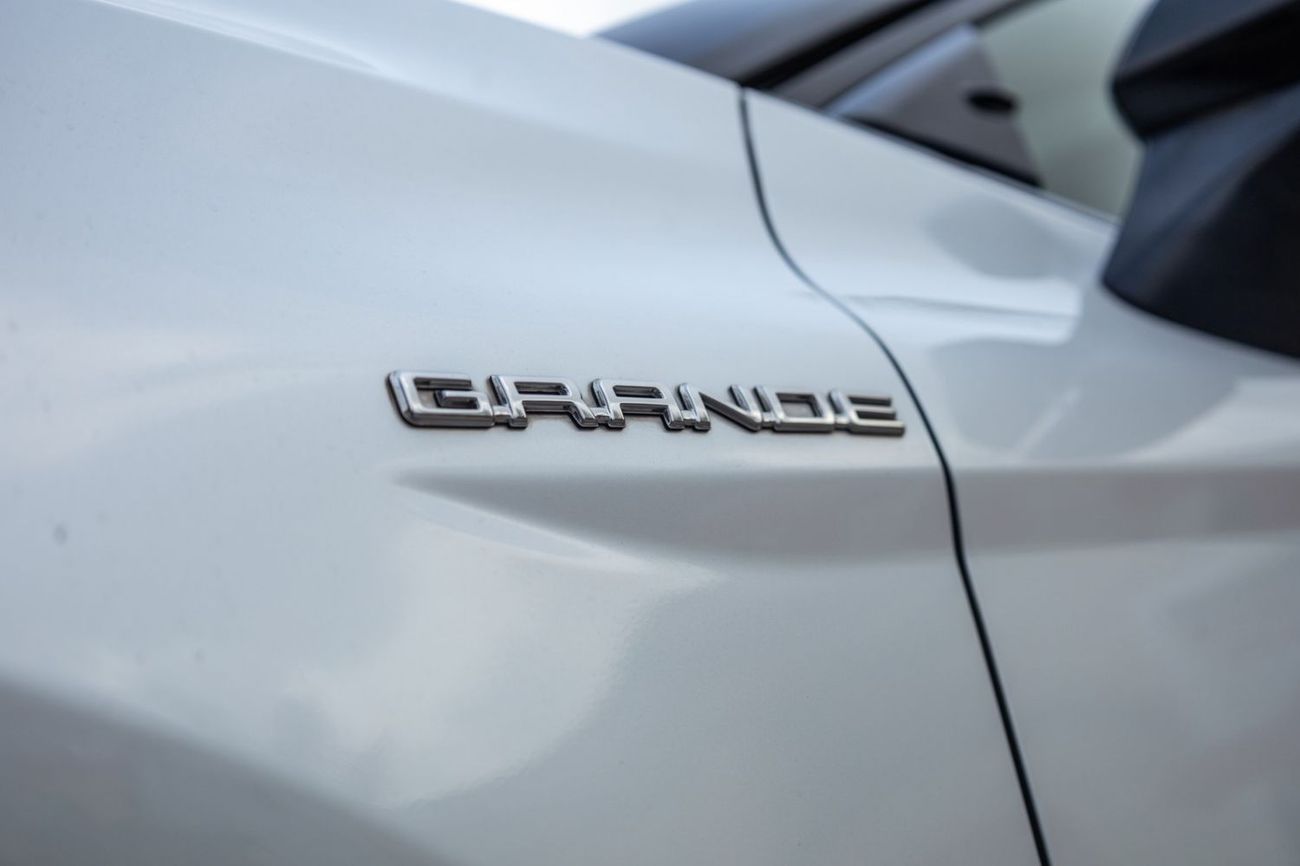 Toyota Camry Sport