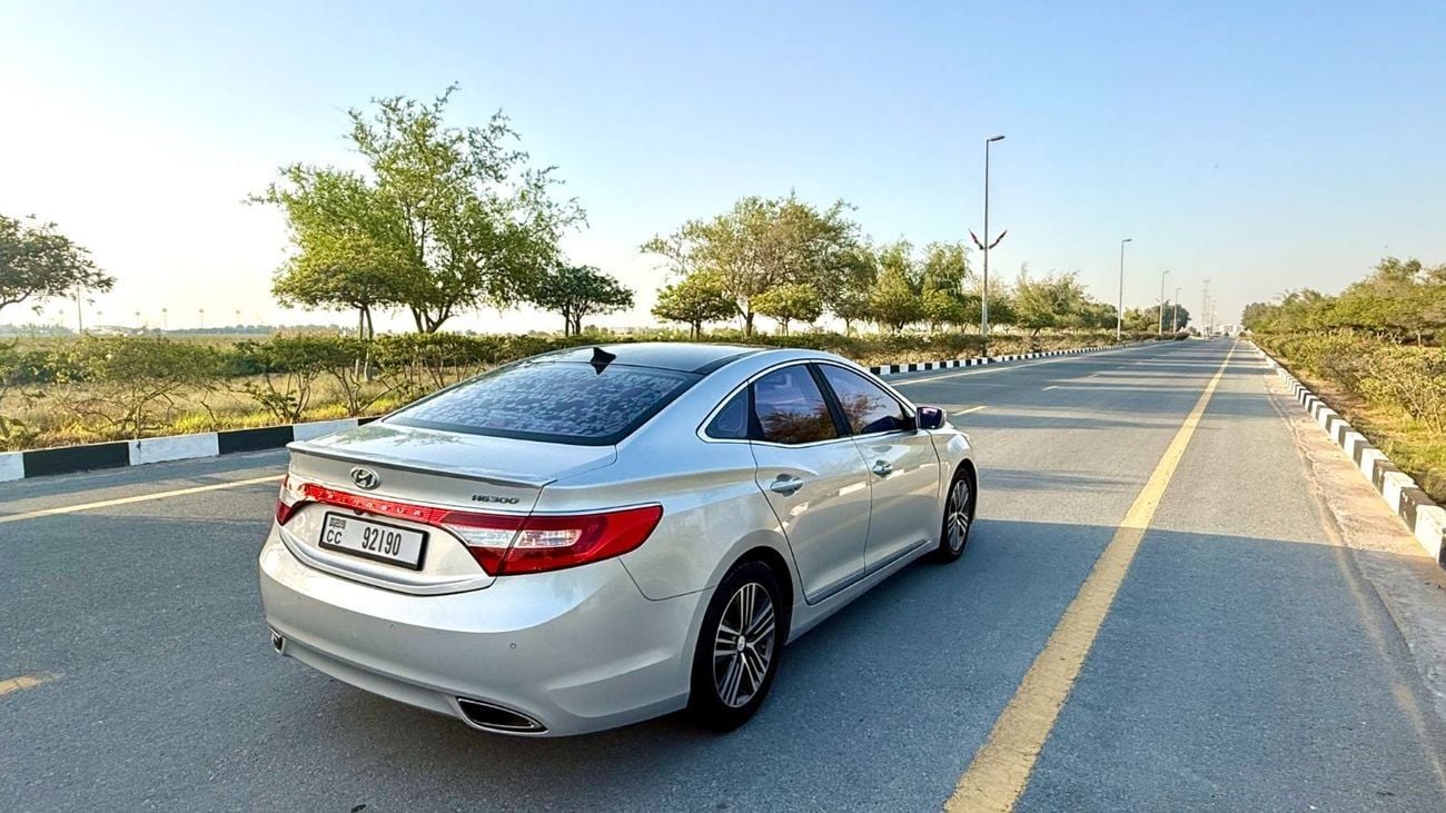 Hyundai Grandeur STD (NON GCC)
