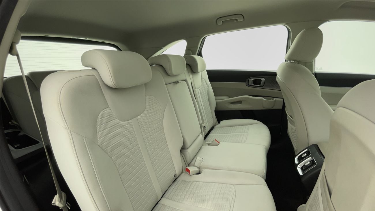 كيا سورينتو LX 2.5 | بدون دفعة مقدمة | اختبار القيادة في المنزل