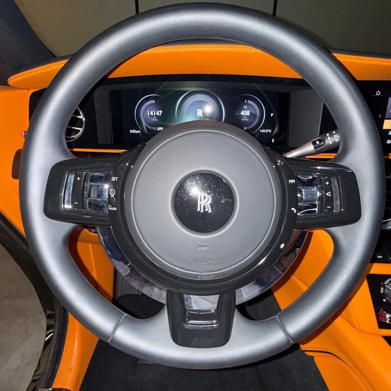 Rolls Royce Spectre STANDARD