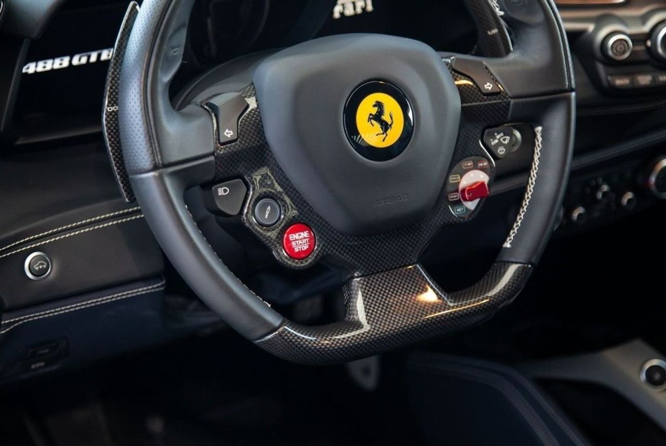 Ferrari 488 Std