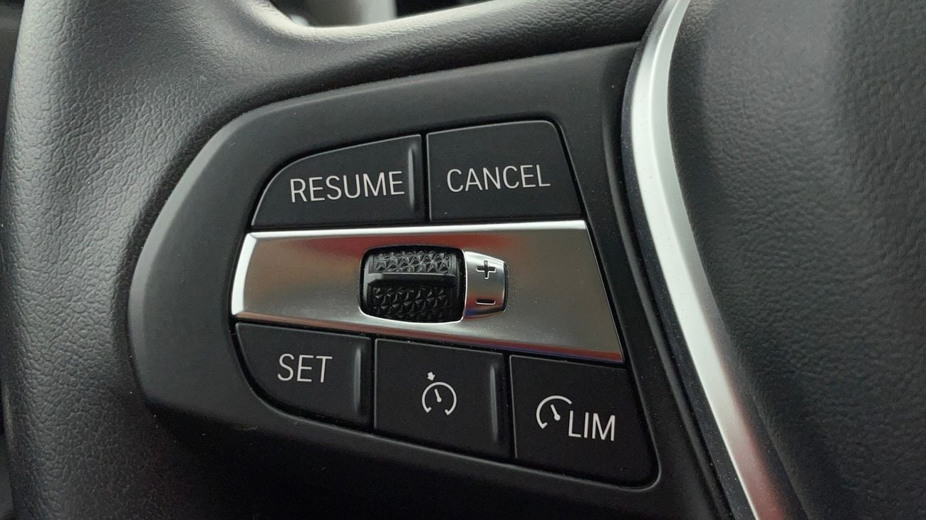 BMW 320i EXCLUSIVE 2 | Zero Down Payment | Home Test Drive