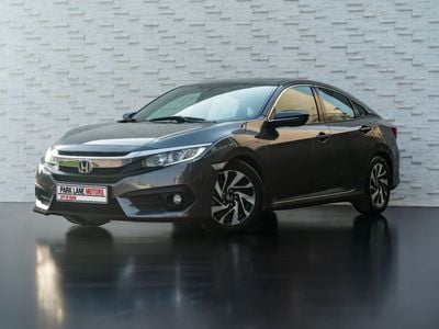 هوندا سيفيك EX 2.0L