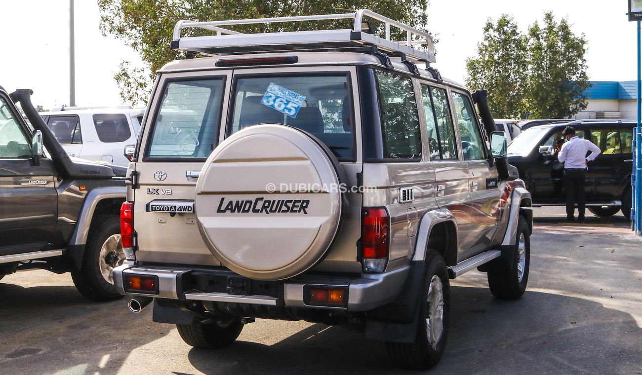 Toyota Land Cruiser 70 LX V8