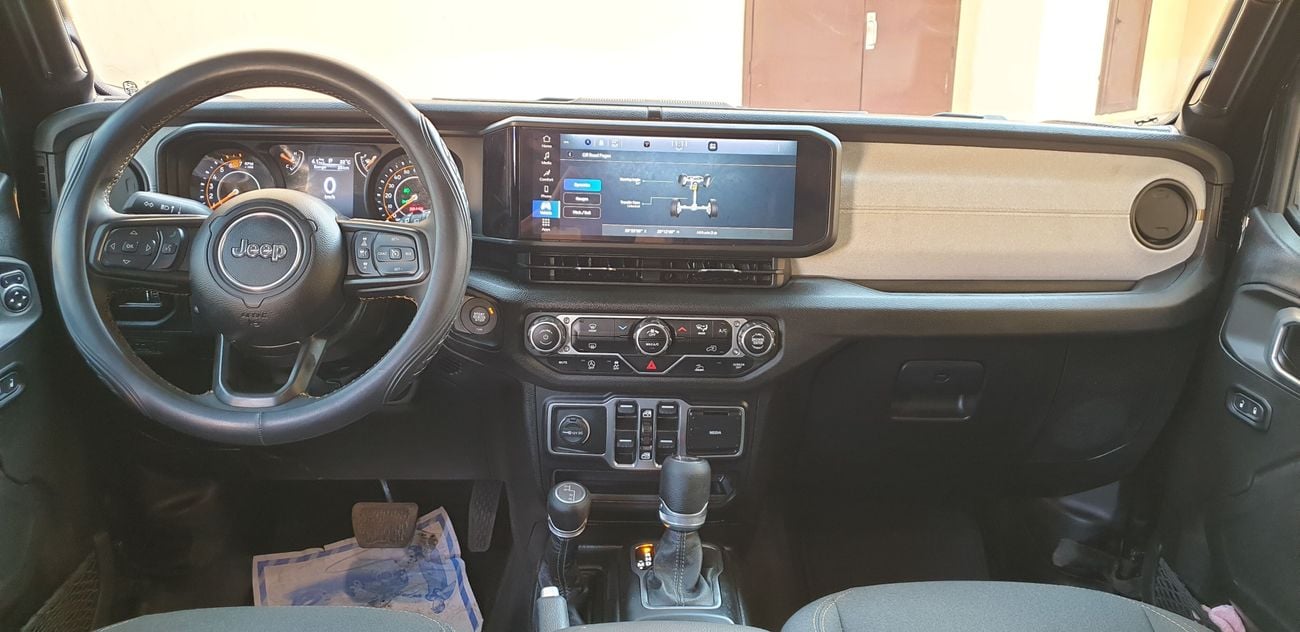 جيب رانجلر Sport S 3.6L A/T 4 seater 4 doors