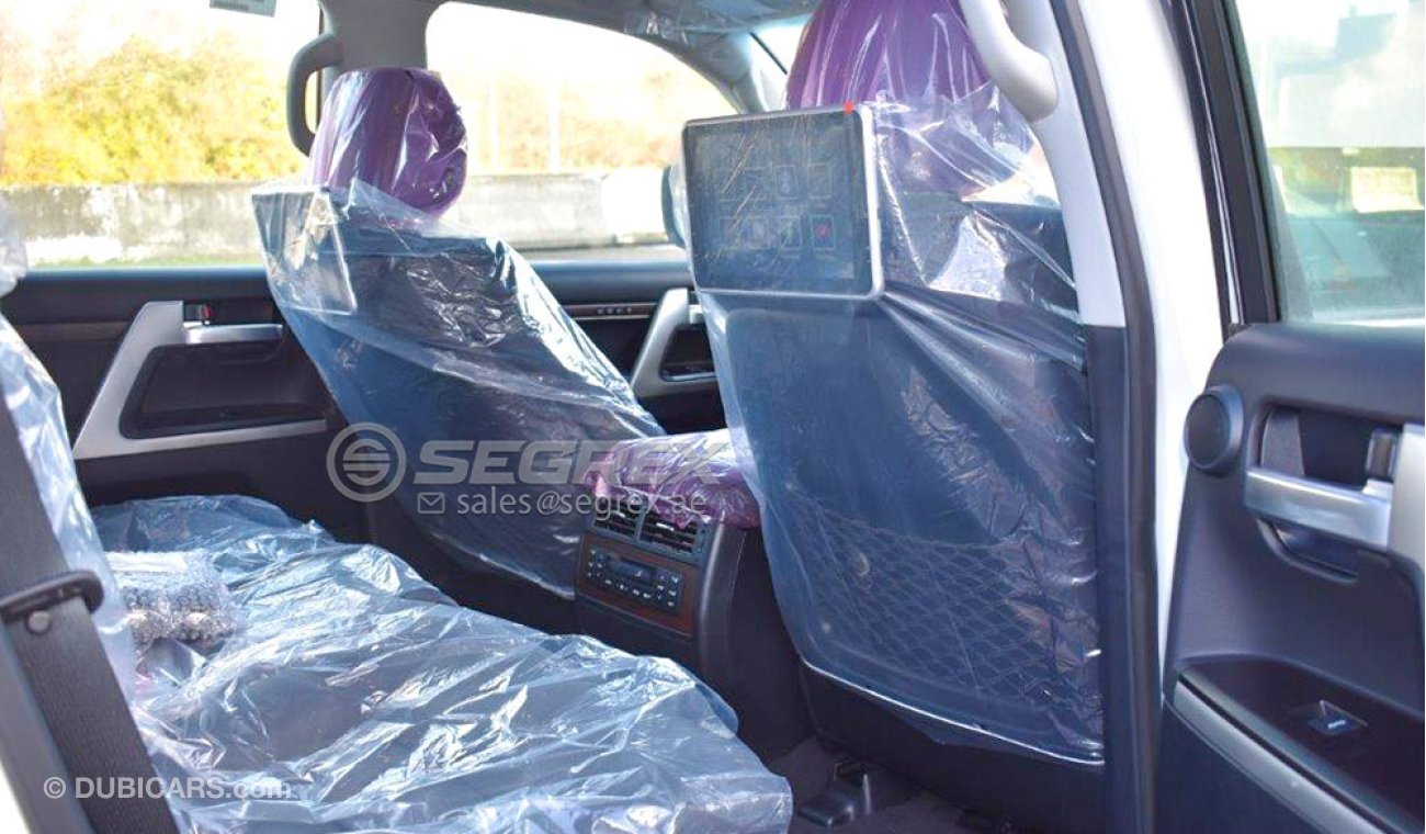 تويوتا لاند كروزر 2020 MODEL  EXECUTIVE LOUNGE TOP OF THE RANGE. 4.5L TURBO DIESEL.