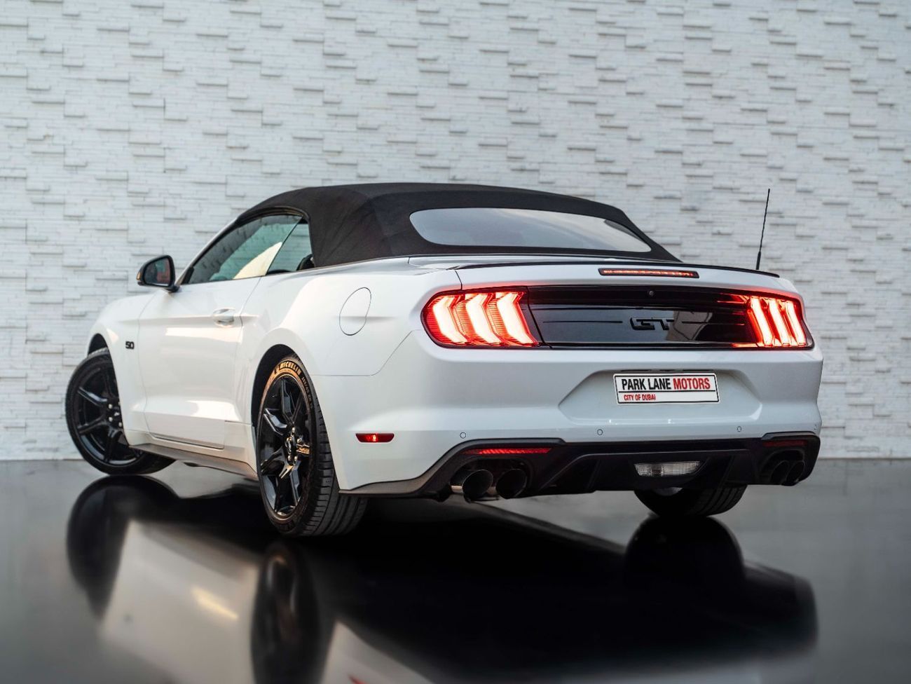 Ford Mustang GT Premium 5.0L V8