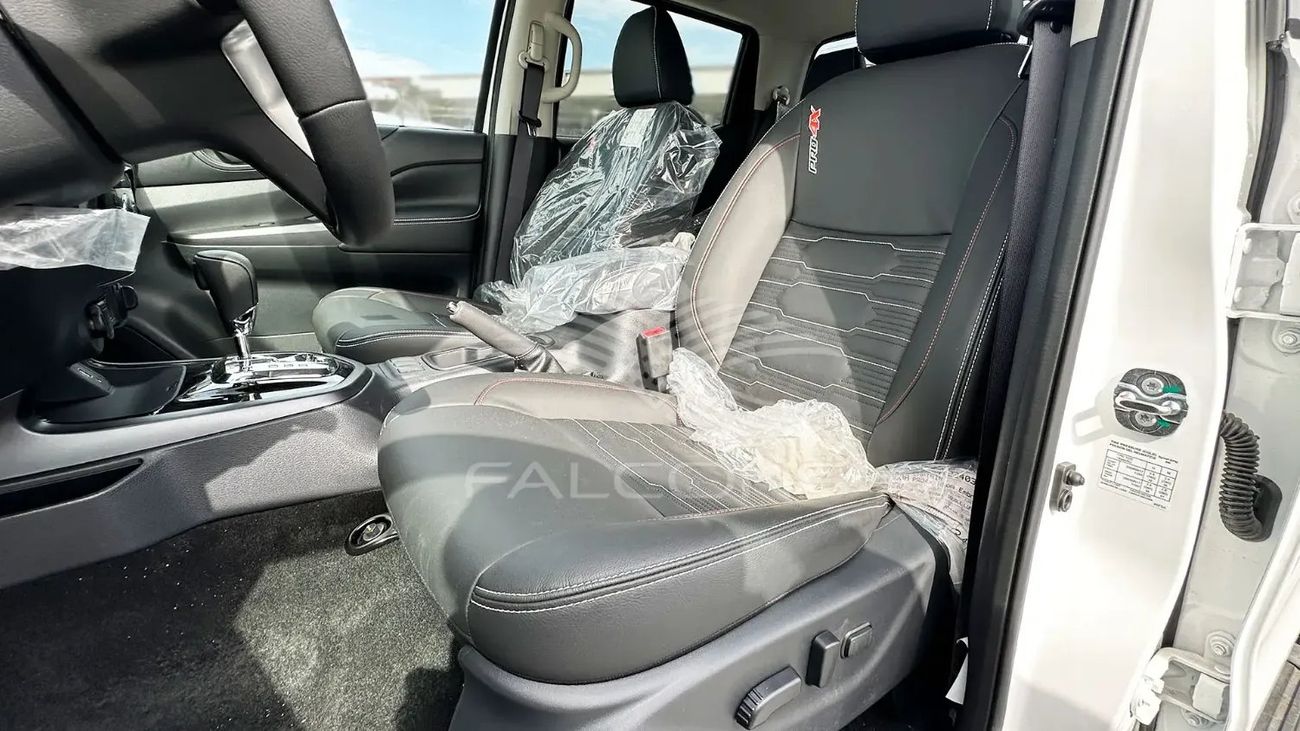 Nissan Navara Nissan Navara 2.5L PRO DSL TURBO 4x4 AT 2025 • Diesel • Automatic