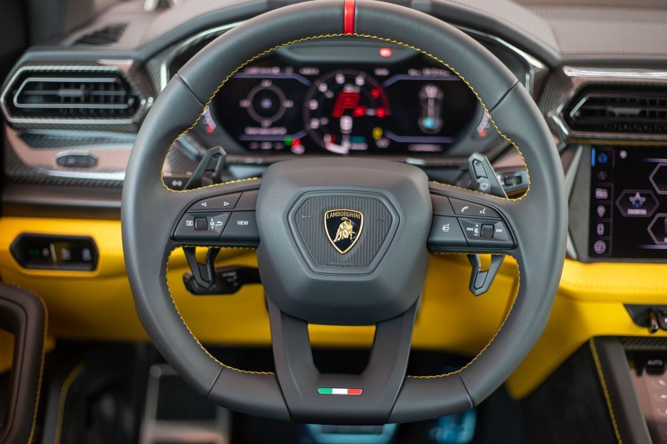 لامبورغيني اوروس Lamborghini Urus SE | 2025 | 0 km | Carbon Fiber