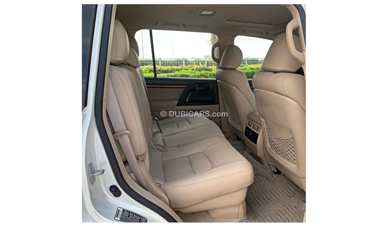 Toyota Land Cruiser GXR Excellent condition