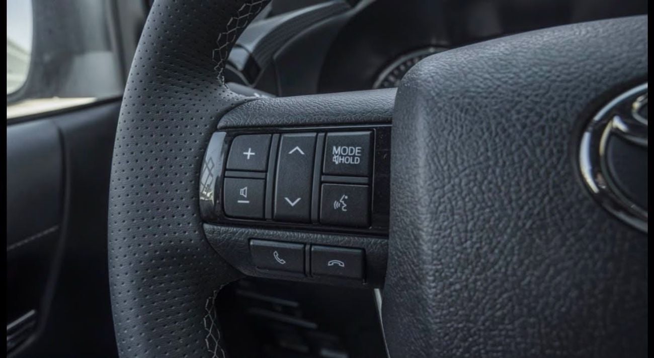 Toyota Hilux GR SPORT
