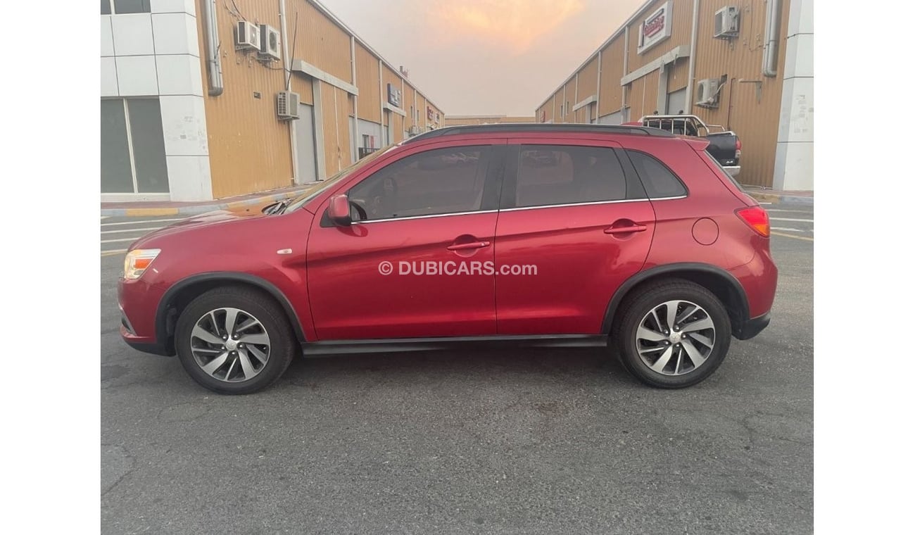 Mitsubishi ASX GLX Mid Model 2017 2.0L V4 - GCC specs / very clean