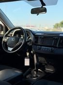 تويوتا راف ٤ XLE 2.5L sunroof, leather seats full option