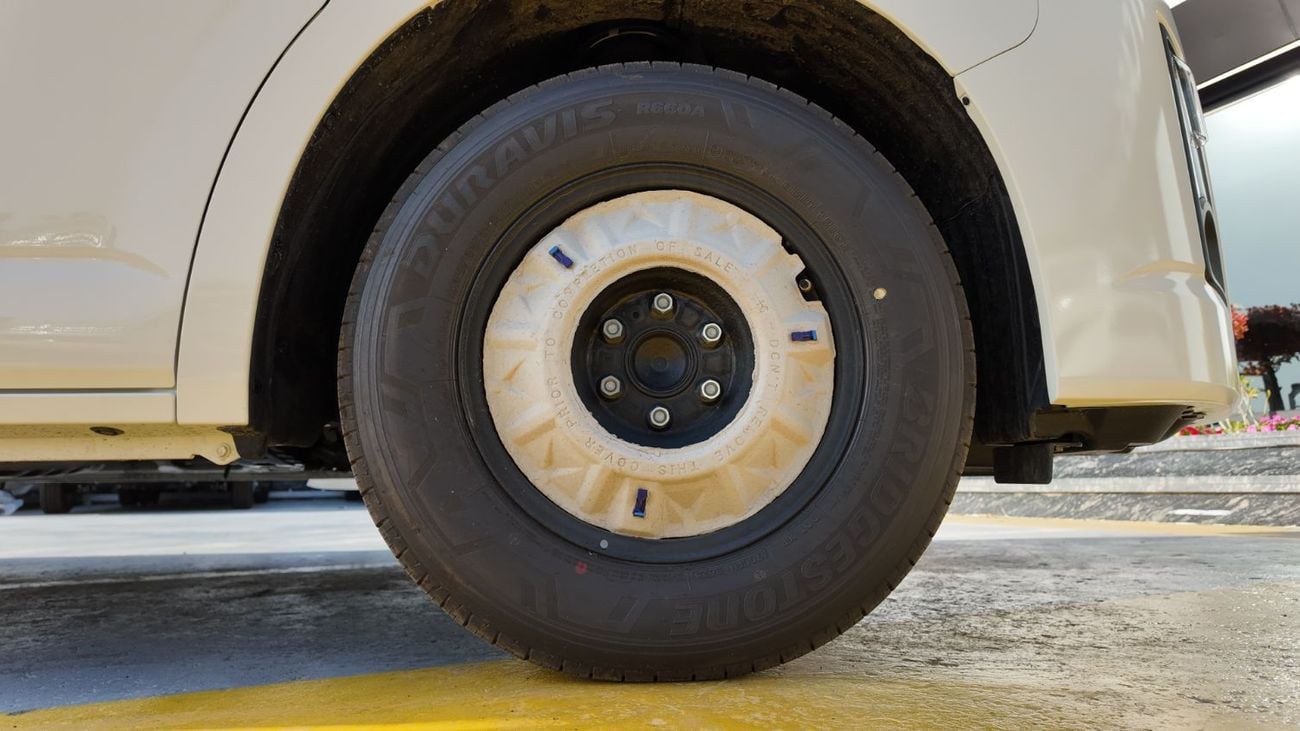 Toyota Hiace TOYOTA HIACE GL HIGH ROOF 2026