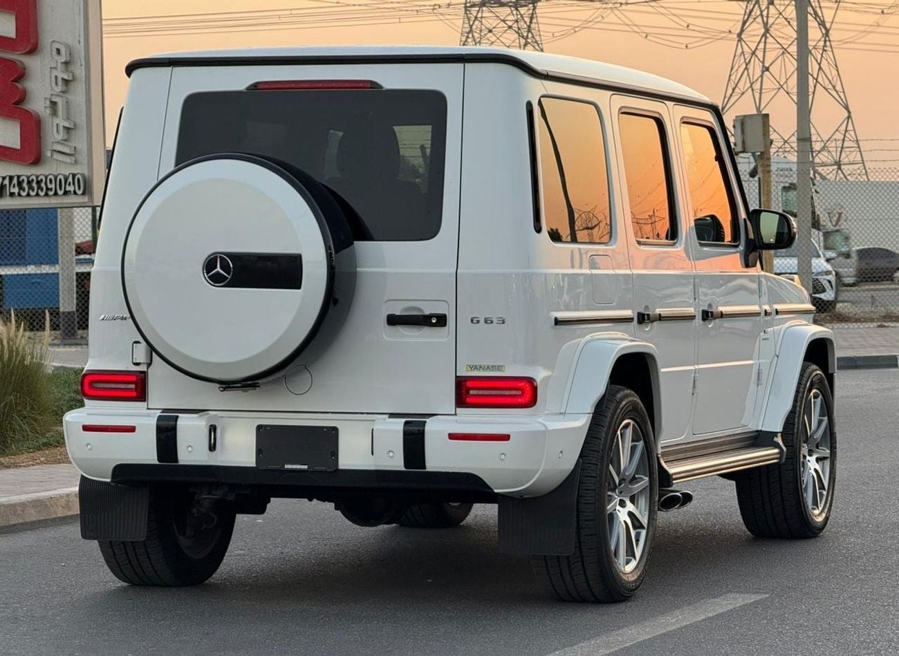 Mercedes Benz G63 AMG STD AMG Night Package