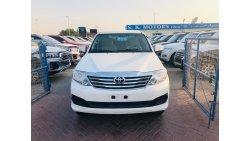 Toyota Fortuner EXCELLENT CONDITION - 4WD - REAR ENTERTAINMENT - READY TO EXPORT