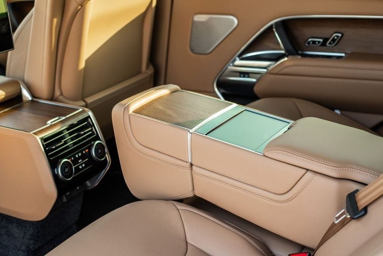 Land Rover Range Rover Autobiography LWB P460 3.0L V6 PHEV