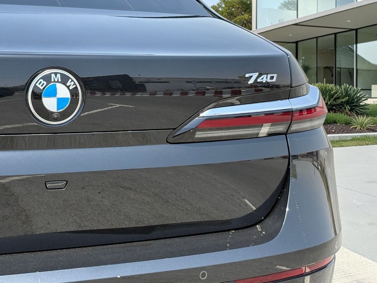 BMW 740i AED 5,440 P.M | 0% DOWN PAYMENT | BMW 740I | AGENCY WARRANTY  SERVICE CONTRACT | GCC SPECS