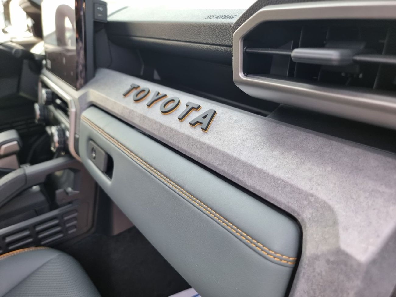 Toyota Tacoma TrailHunter Brand New * Export Price *