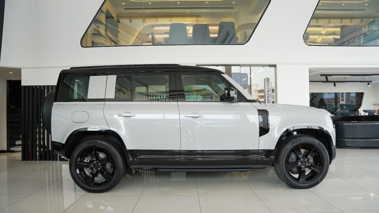 لاند روفر ديفندر Land Rover Defender X-Dynamic HSE P400 - 2026 - GCC (Export)