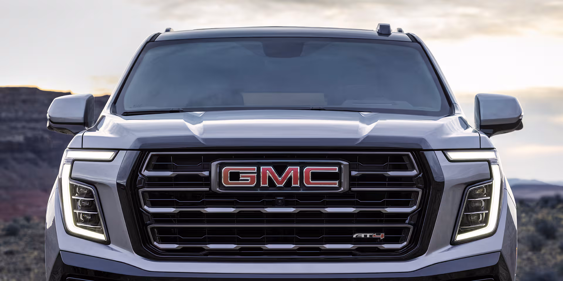 GMC Yukon exterior - Front Profile