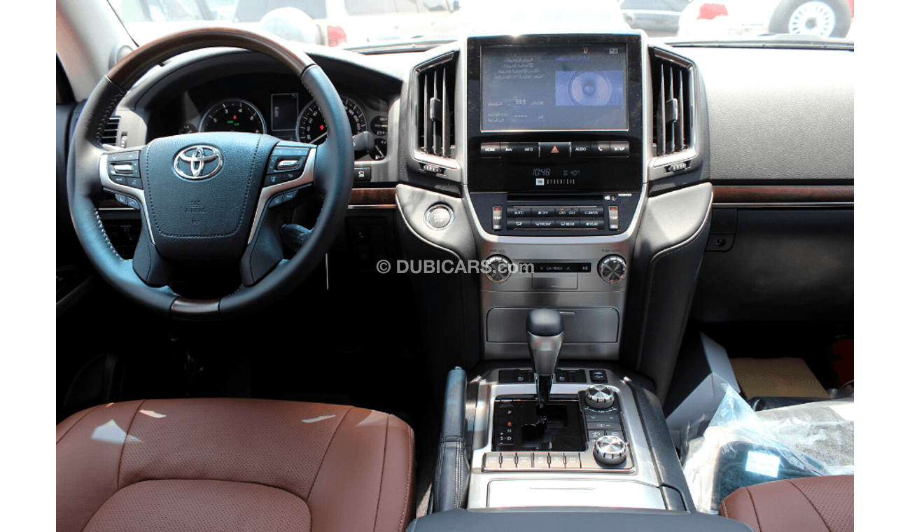 Toyota Land Cruiser (2021) VXE V8 5.7, GCC