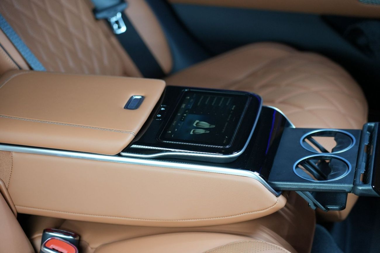 مرسيدس بنز S 500 Mercedes-Benz S 500 | 2023 GCC 4200km | 5 Years Warranty | AMG | Panoramic