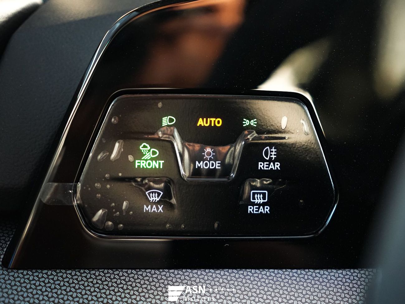 Volkswagen Golf R-Line Black Package Full Edition 2025 (Export Price)