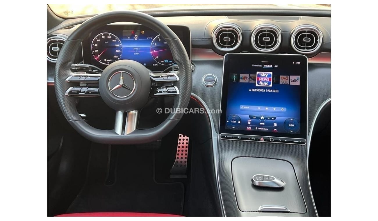 Mercedes-Benz C 200 MERCEDES BENZ C200 1.5L GCC FULL OPTIONS UNDER WARRANTY WITH CERVICE CONTRACT 2027 (