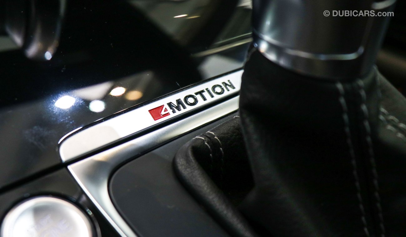فولكس واجن جولف R 4Motion